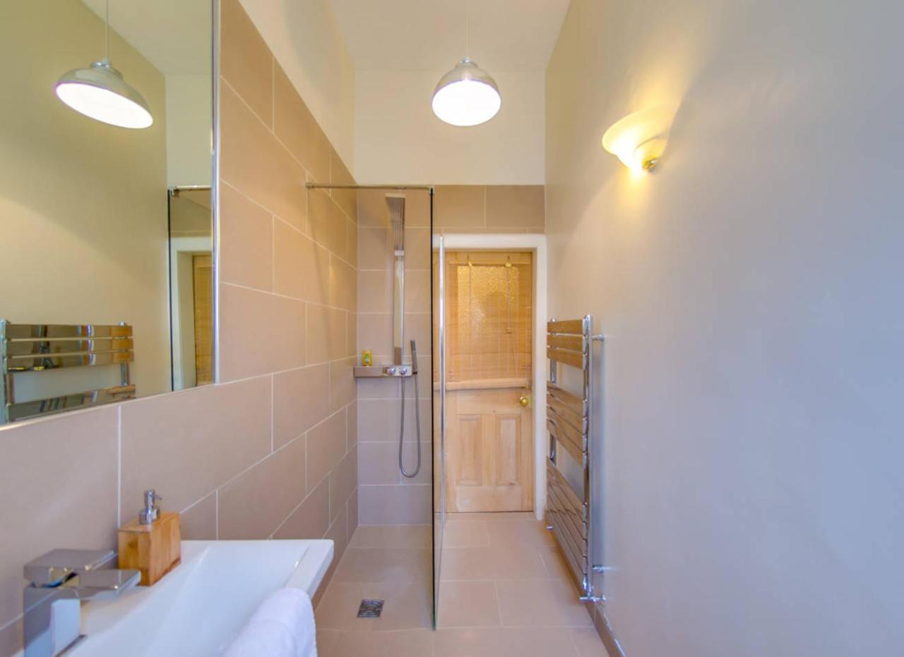 Joivy Spacious Apartment Next To The Meadows Edinburgh Dış mekan fotoğraf